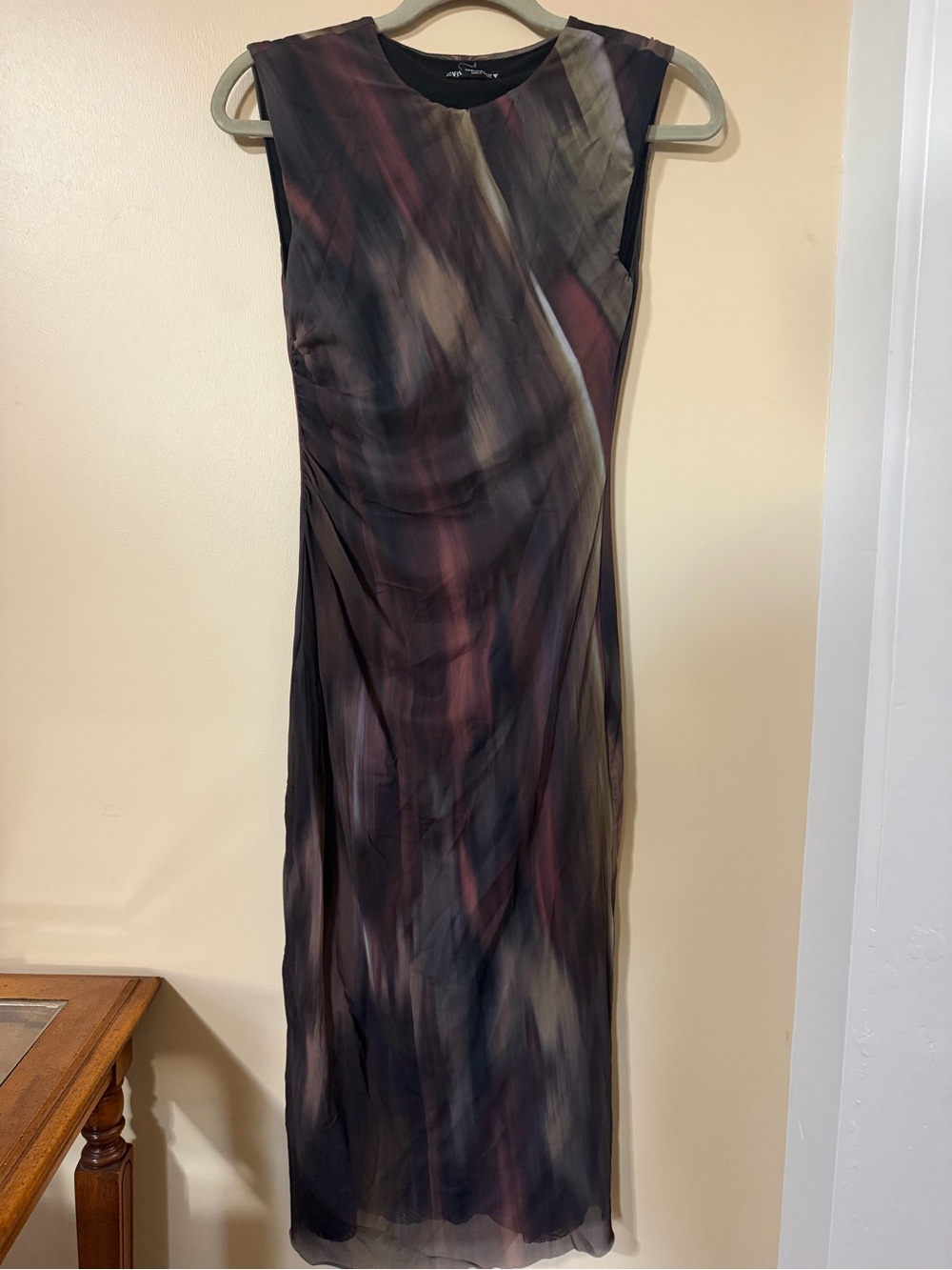 Zara Sleeveless Maxi Dress in Black, Burgundy and Olive